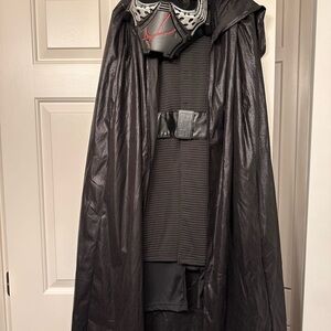 Kids Disney Sith Lord costume size 9/10